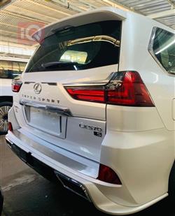 Lexus LX